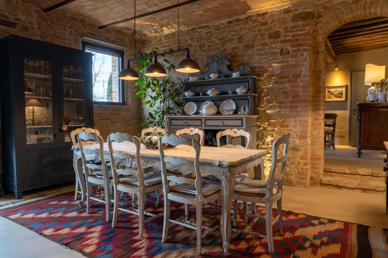 מונטלצ'ינו Agriturismo Poggio Il Castellare מראה חיצוני תמונה