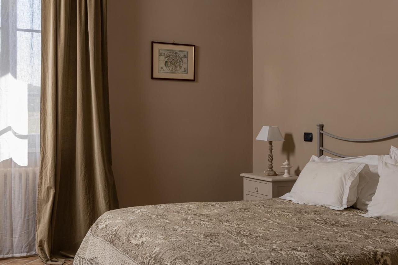 מונטלצ'ינו Agriturismo Poggio Il Castellare מראה חיצוני תמונה