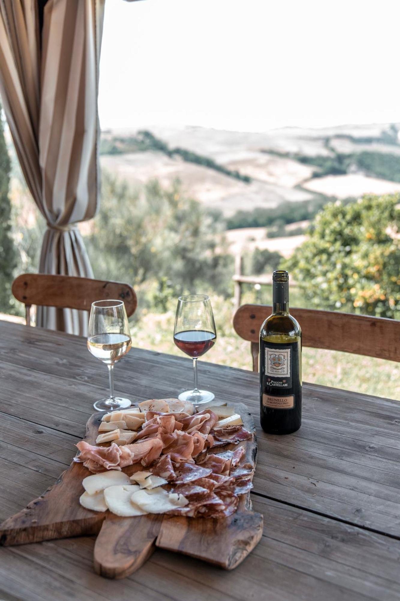 מונטלצ'ינו Agriturismo Poggio Il Castellare מראה חיצוני תמונה