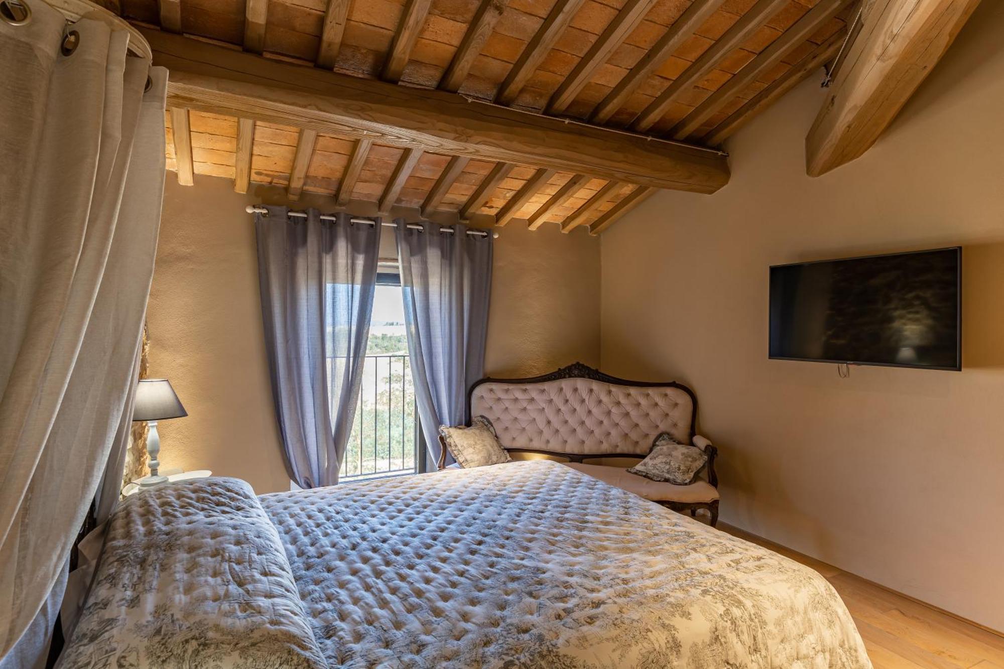 מונטלצ'ינו Agriturismo Poggio Il Castellare מראה חיצוני תמונה