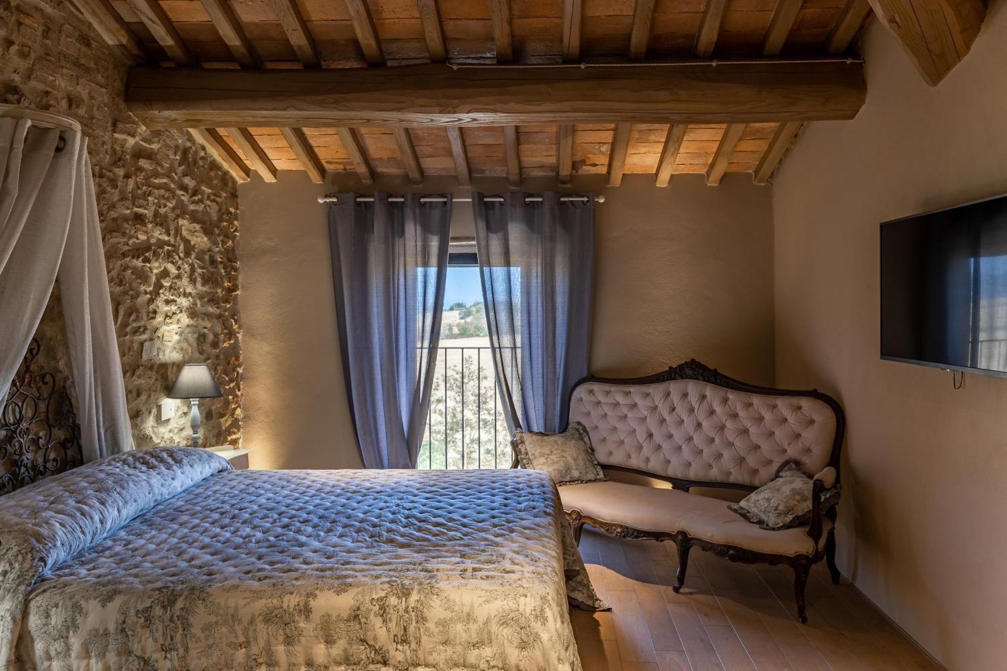 מונטלצ'ינו Agriturismo Poggio Il Castellare מראה חיצוני תמונה